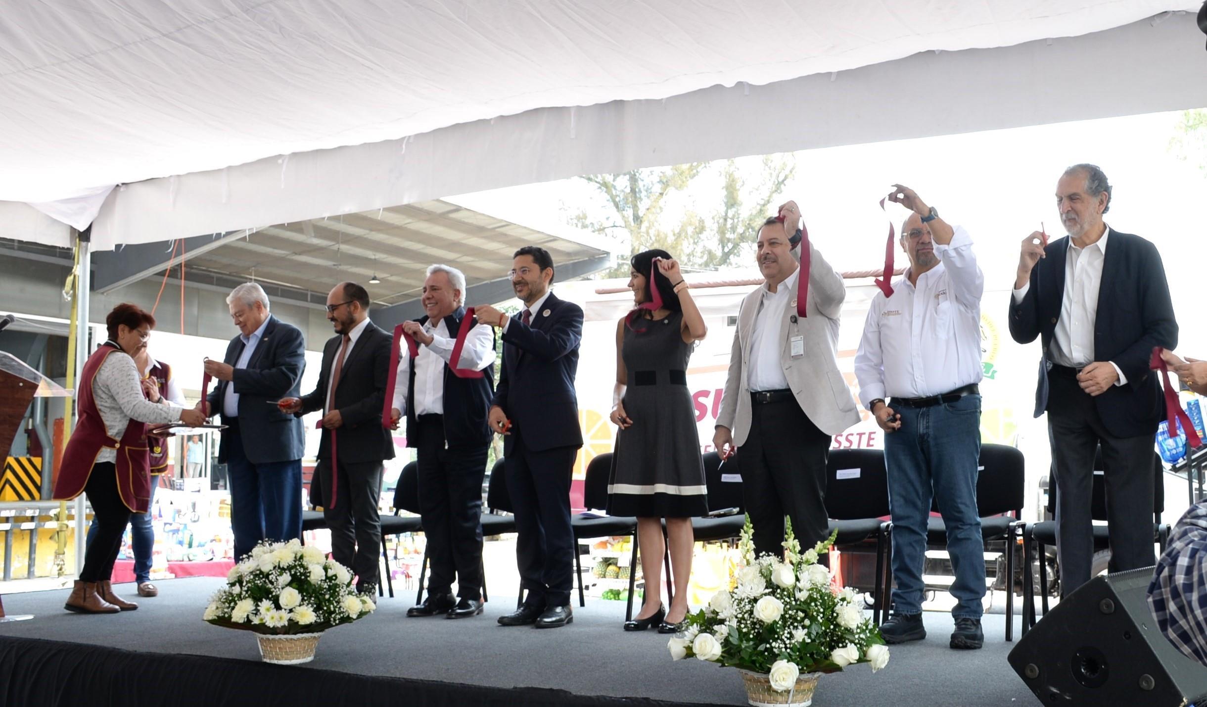 Inauguración de la Nueva Unidad de superISSSTE, en los almacenes, San Fernando No. 547